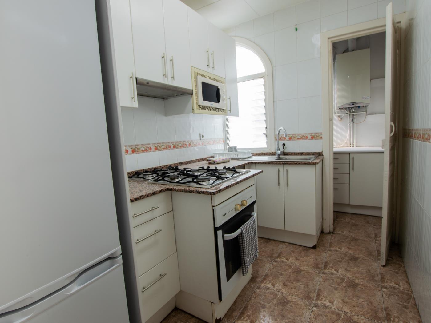 Apartamento de 3 dormitorios y un baño en Barcelona