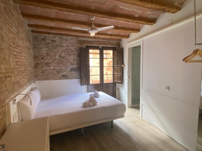 1 Bedroom Apartment with sofa-bed and 2 bathrooms in Barcelona
