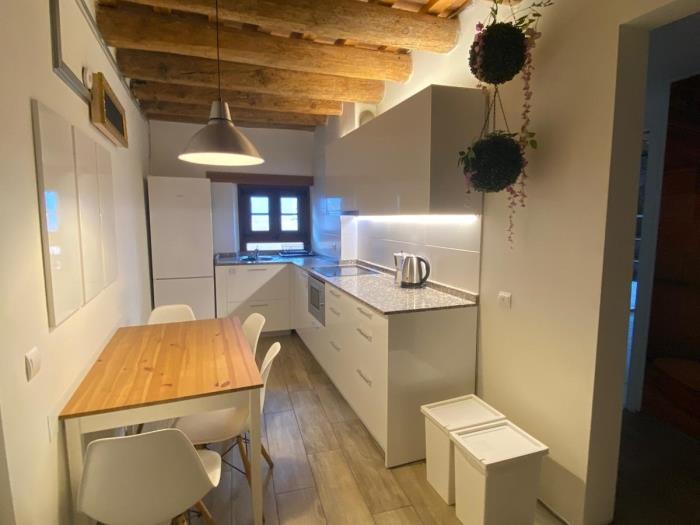 3 Bedroom Apartment with 2 bathrooms in Barcelona