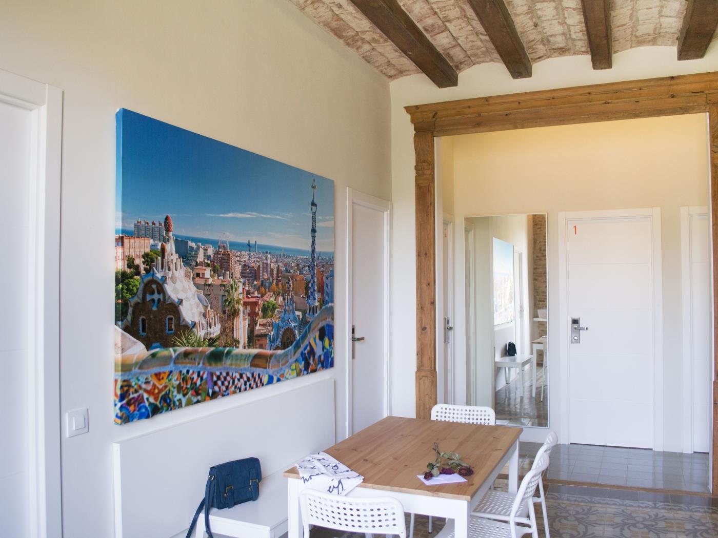 3 bedroom apartment for 6 people in Barcelona