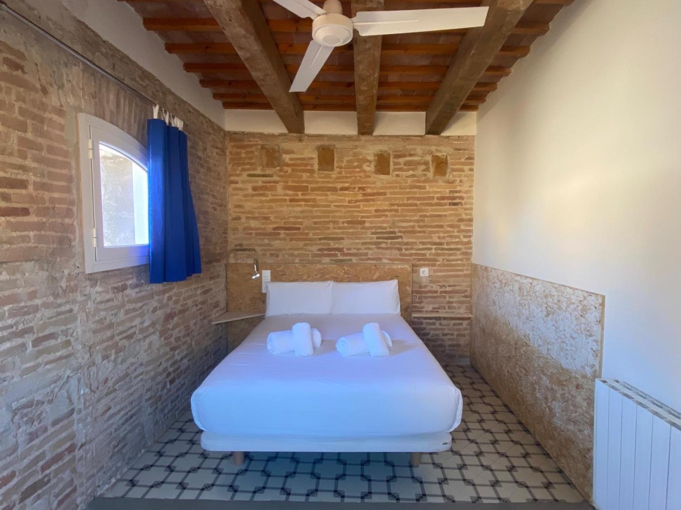 3 bedroom penthouse with terrace for 6 people in Barcelona