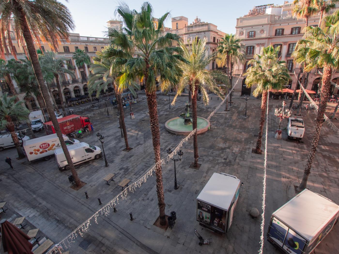 3 bedroom penthouse with terrace for 6 people in Barcelona